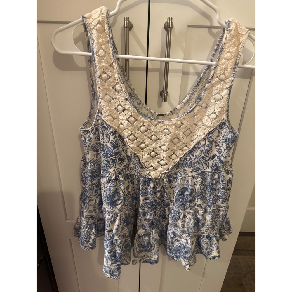 Free People Blue White Floral Crochet Lace Babydoll Tank‎ Top Small Boho Ruffle